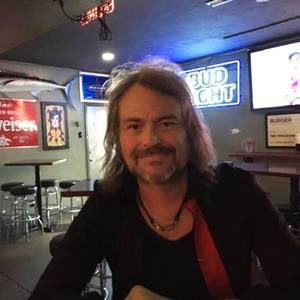 Meet your Posher, Bob